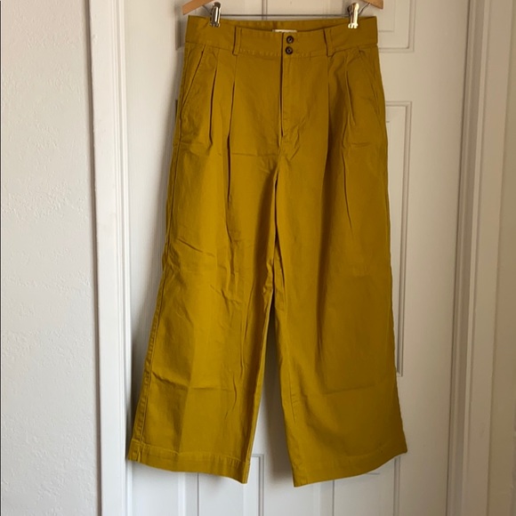 Madewell Pants - Madewell Goldenrod Cropped Trouser